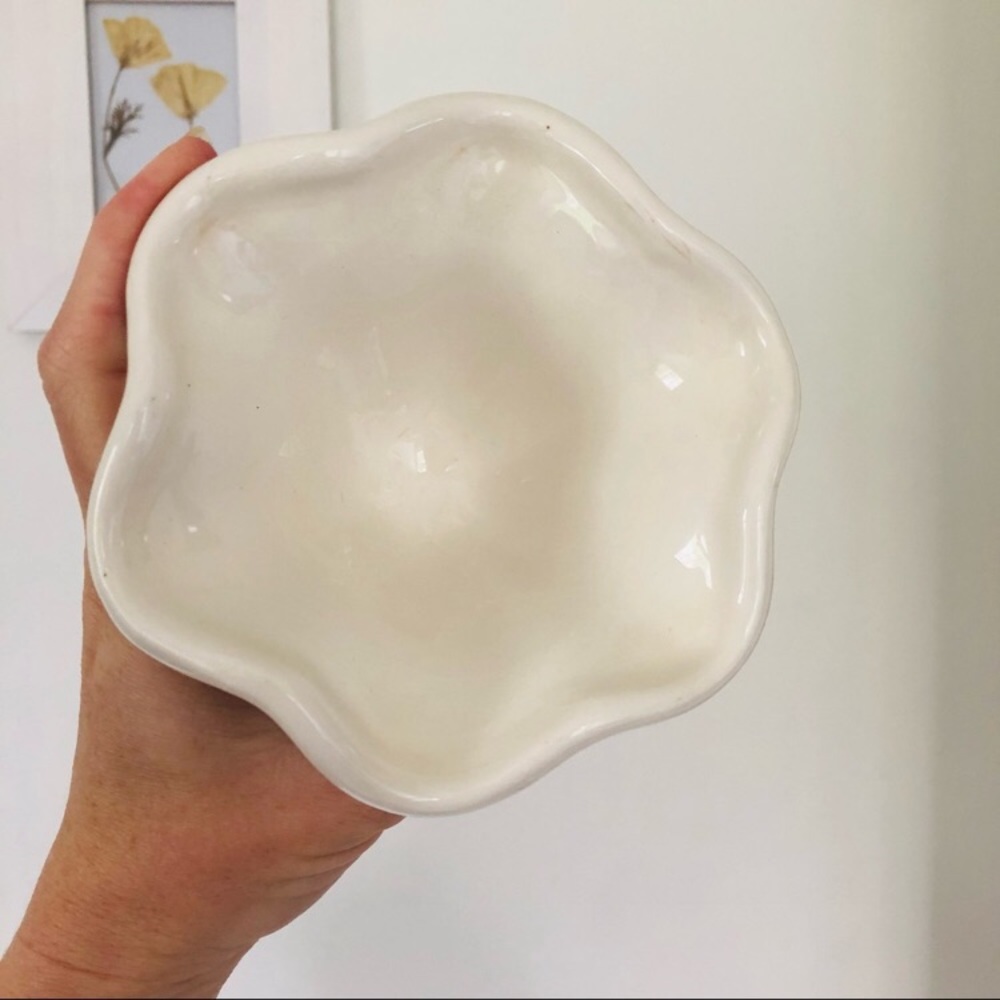 Candy Dish Blue White Pedestal - Picture 2 of 5